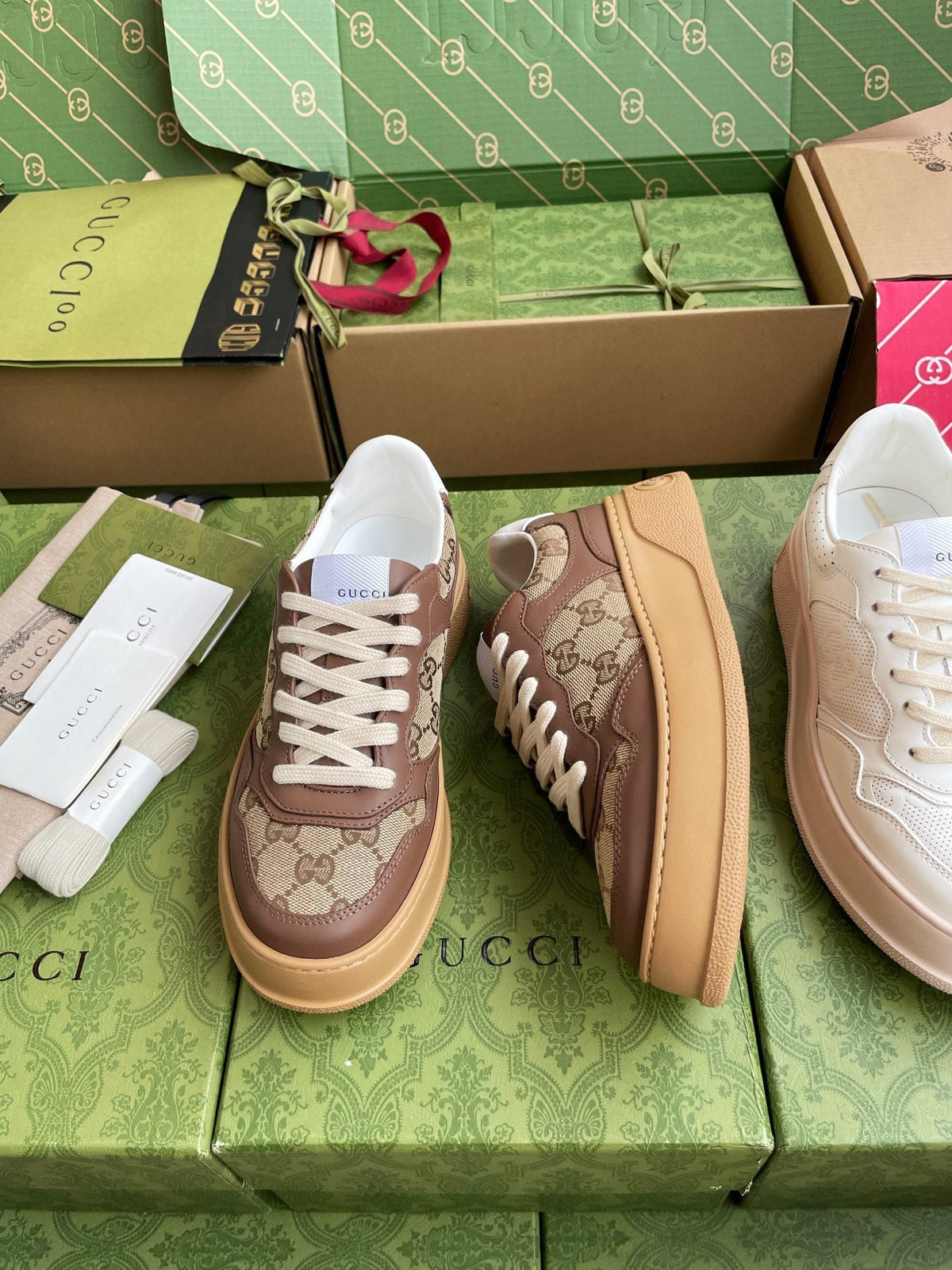 GG 26 Sneaker Beige Brown Canvas Calfskin 632893