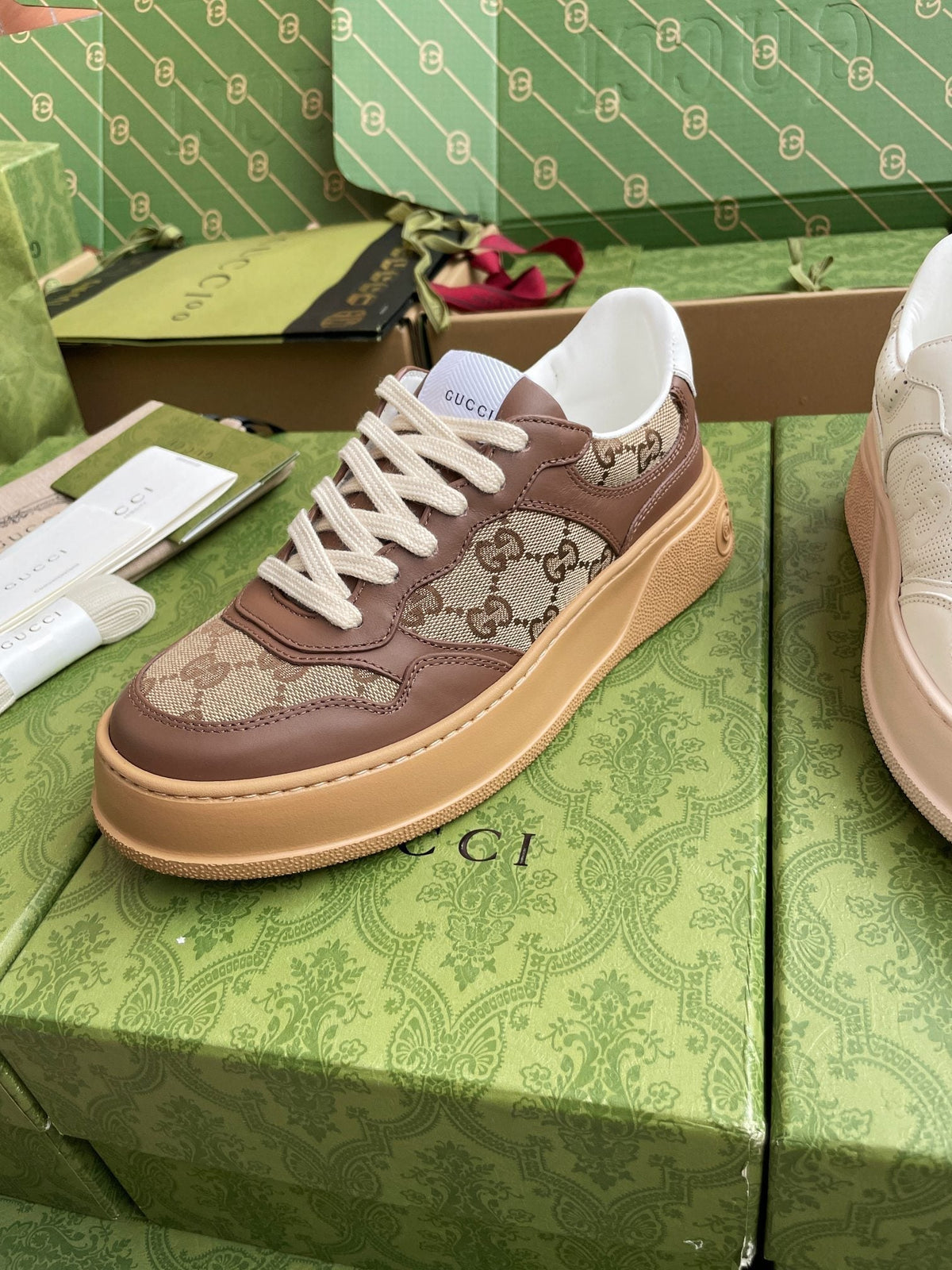 GG 26 Sneaker Beige Brown Canvas Calfskin 632893
