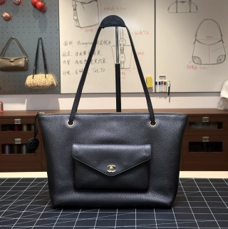 Chanel 2026 Tote Shoulder Bag 32cm Black Leather