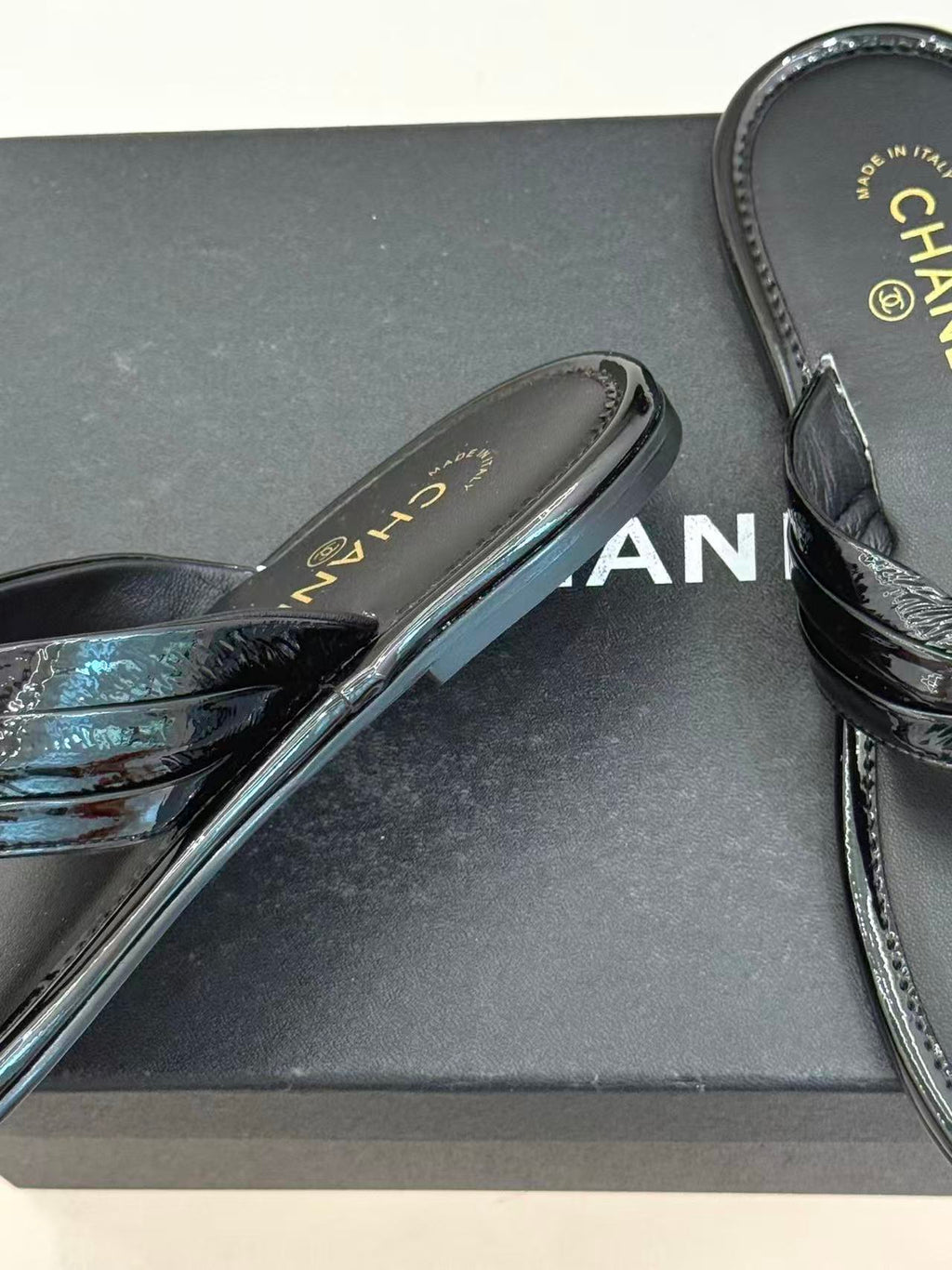 Chanel 2026 Flip-slop Sandal Black Lambskin