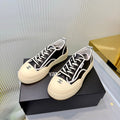 Chanel 2026 Sneaker Biscuit Calfskin 927713