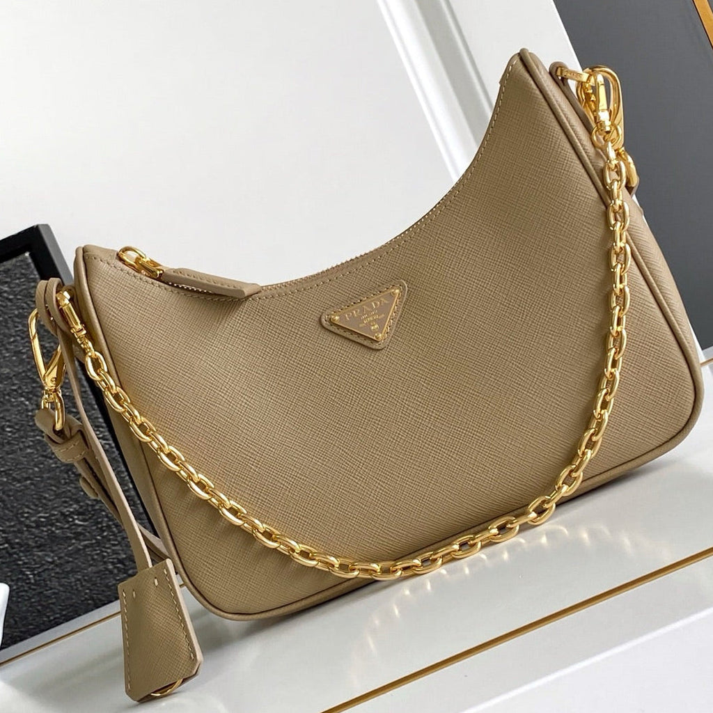 Prada Re-Edition 2005 Bag 22cm Saffiano Leather