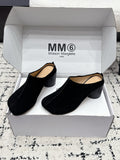 Maison Margiela 2026 Closed-Toe Chunky Heel Mules 70mm Cowhide Suede 924849