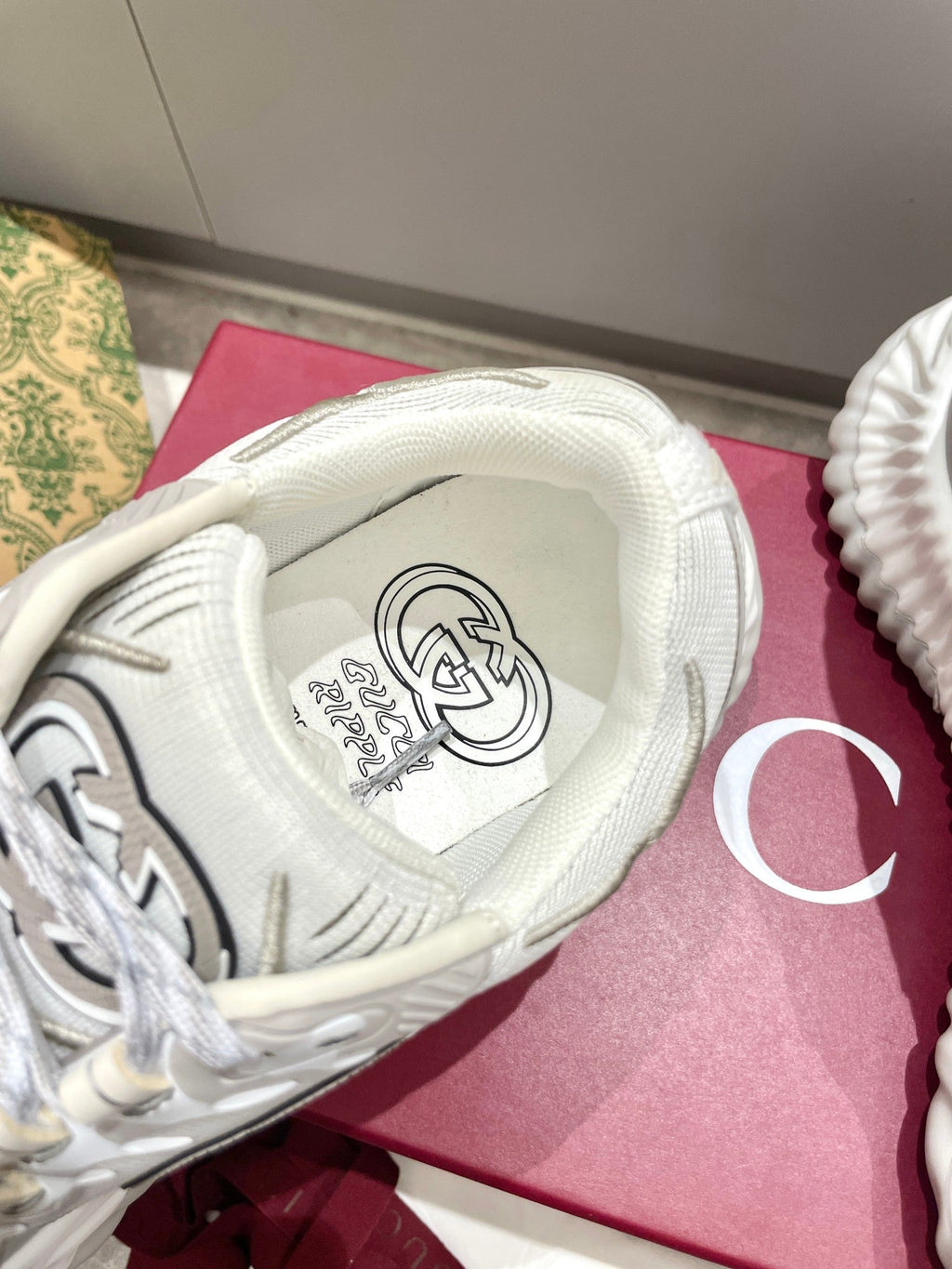 GG 26 Casual Sneakers Light Gray White Mesh Fabric 632856