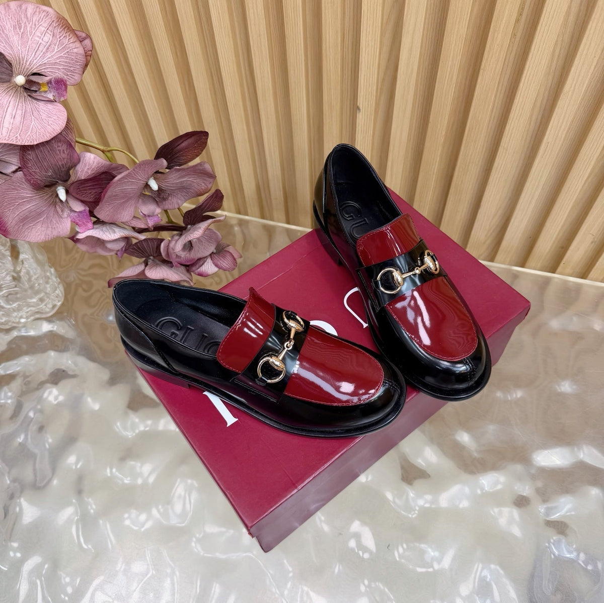 GG 26 Horsebit Loafers Black Red Sheepskin 589464