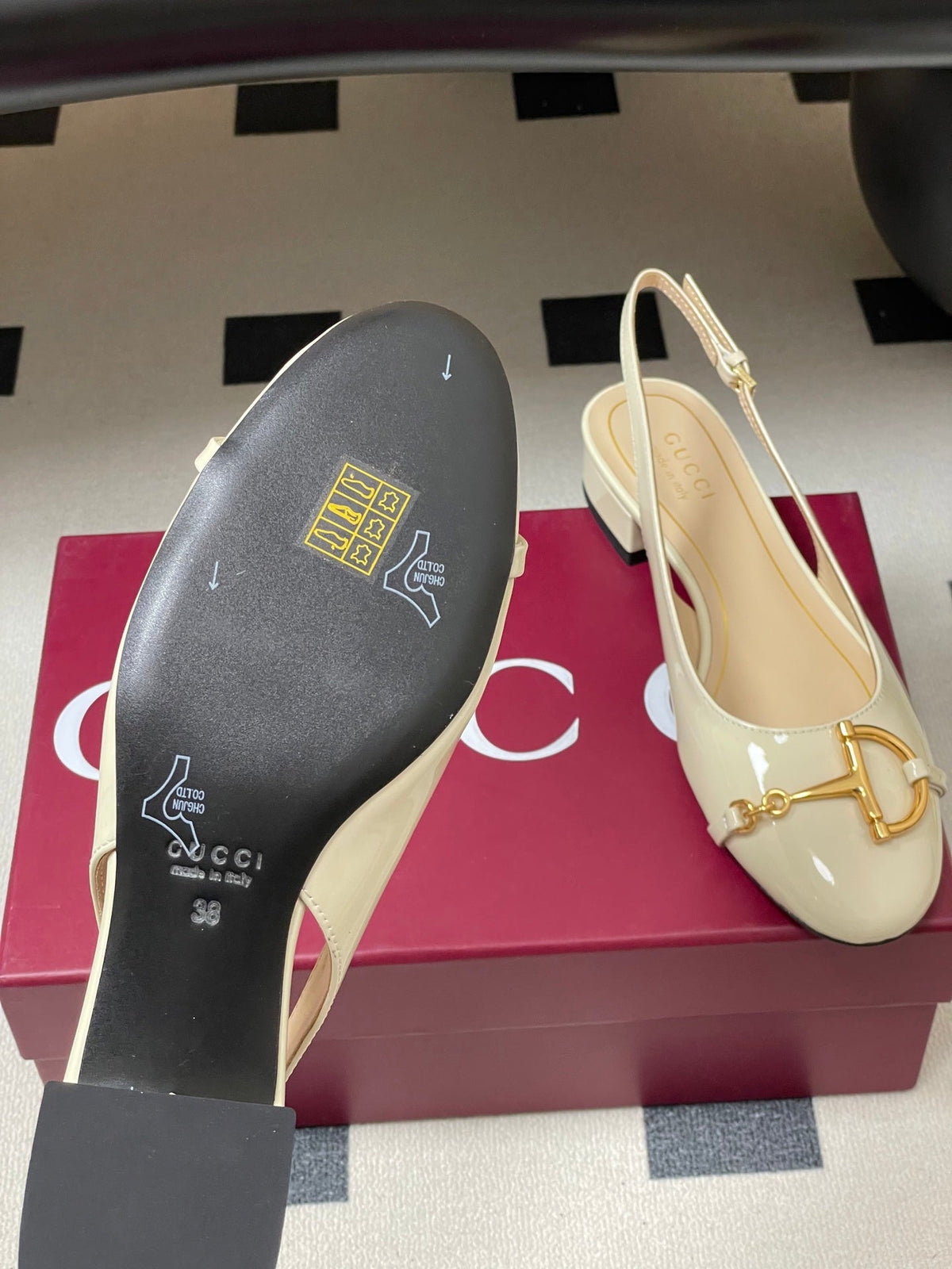 GG 26ss Big D Half HorseBit Mary Jane White Patent Leather 593505