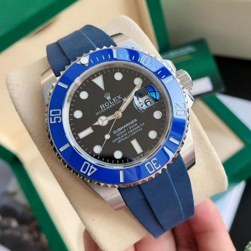 SUBMARINER DATE 41 BLUE BEZEL BLACK DIAL RUBBER STRAP